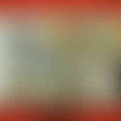 Pagina interna del 'Marvel Comics Library Fantastic Four Vol. 1', mostrando una vivida illustrazione a colori dei Fantastici Quattro in azione,