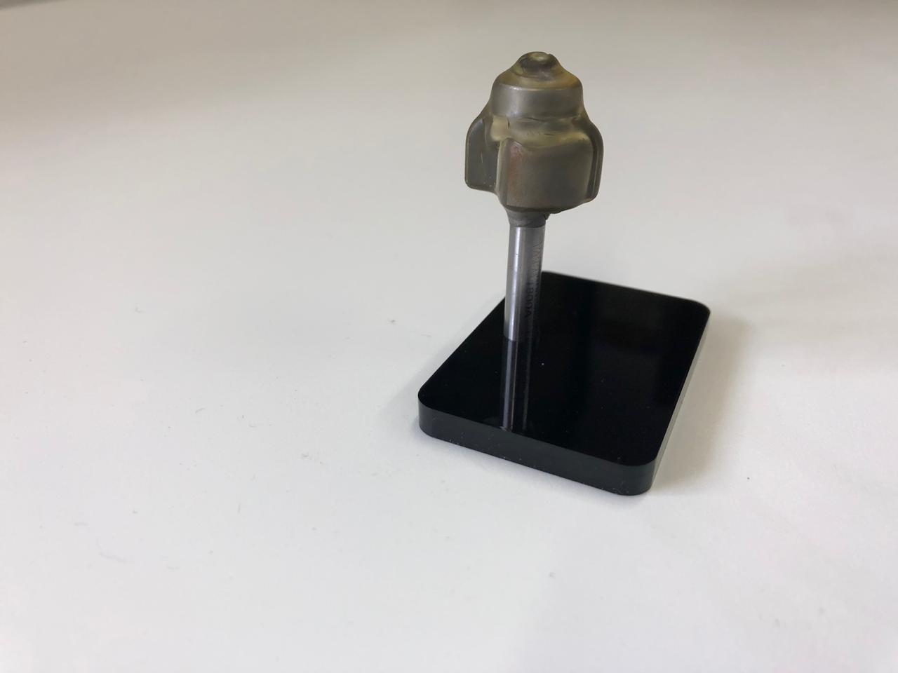 Cove radio 1/8"
