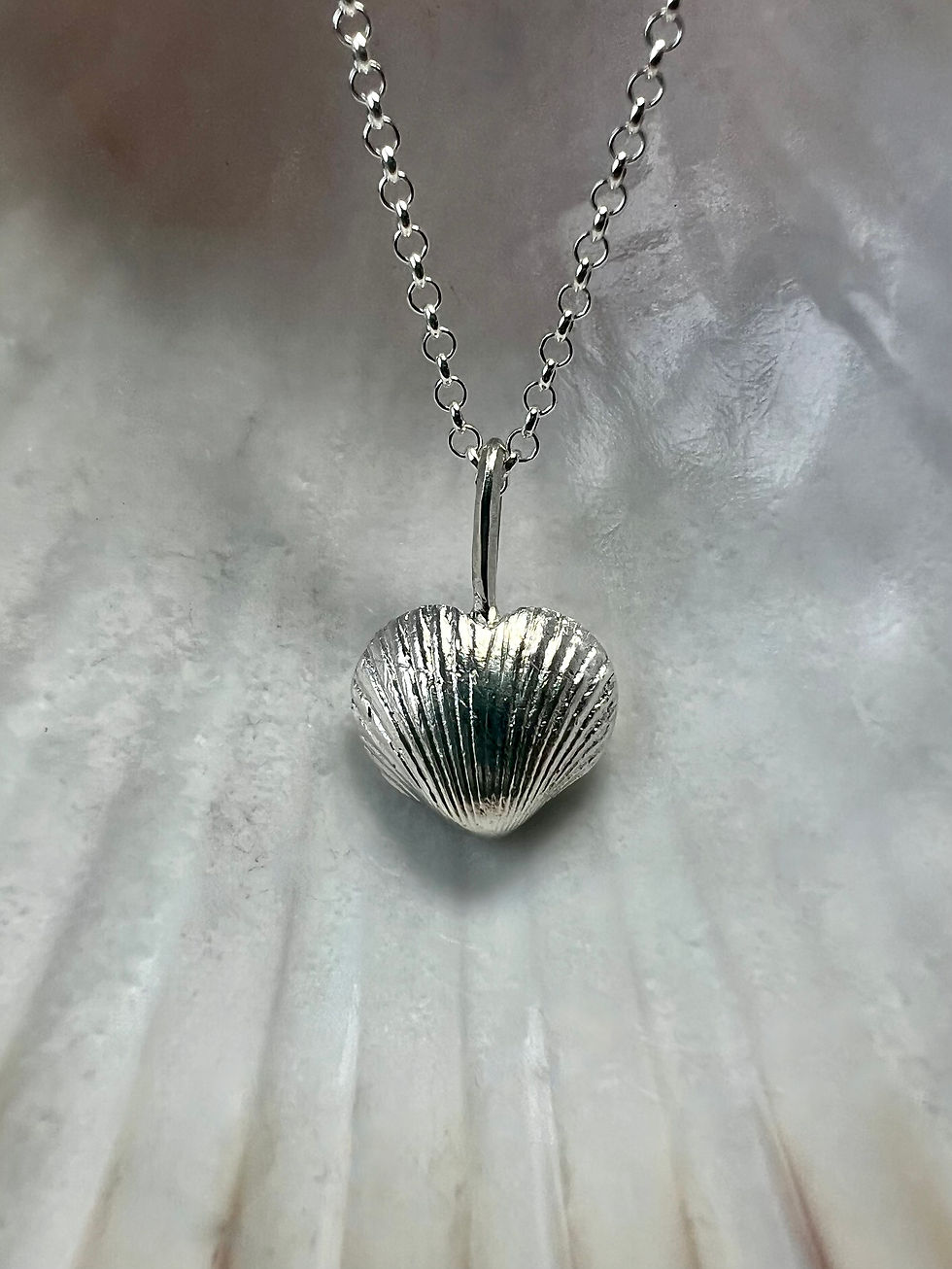 Thumbnail: Silver Mini Calon Shell Necklace
