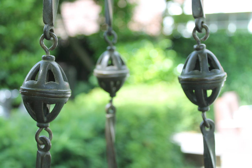 Thumbnail: Chandelier in Bronze