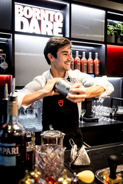 EVENT TUDOR -  Paris