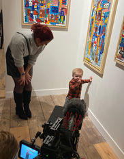 Gasten expositie John Nieland 'bestemming onbekend' in het Herman van Veen Arts Center.