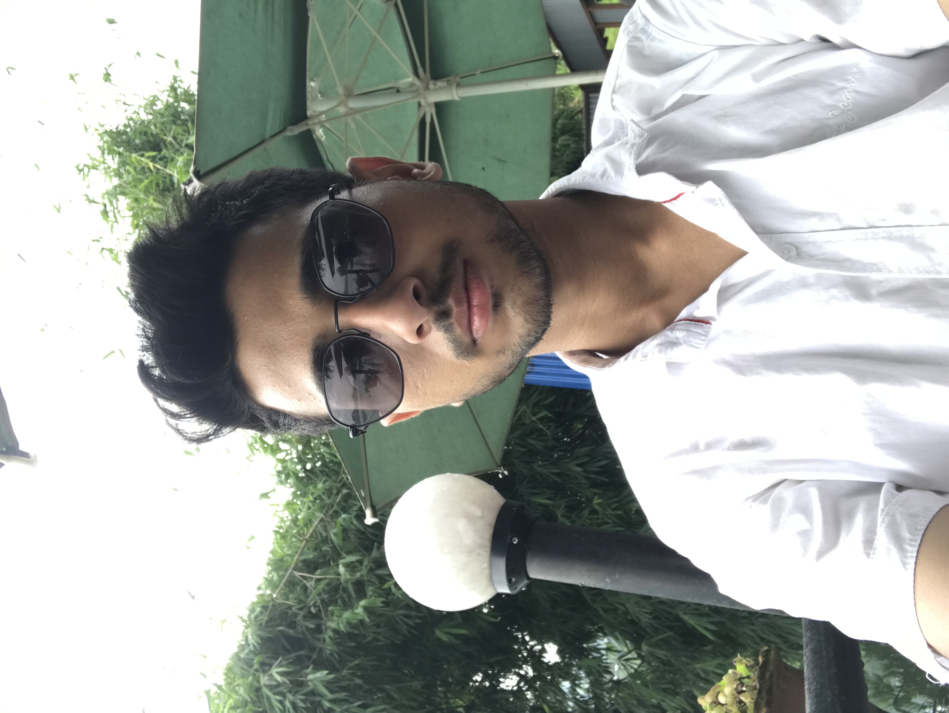 FELLOW.jpg