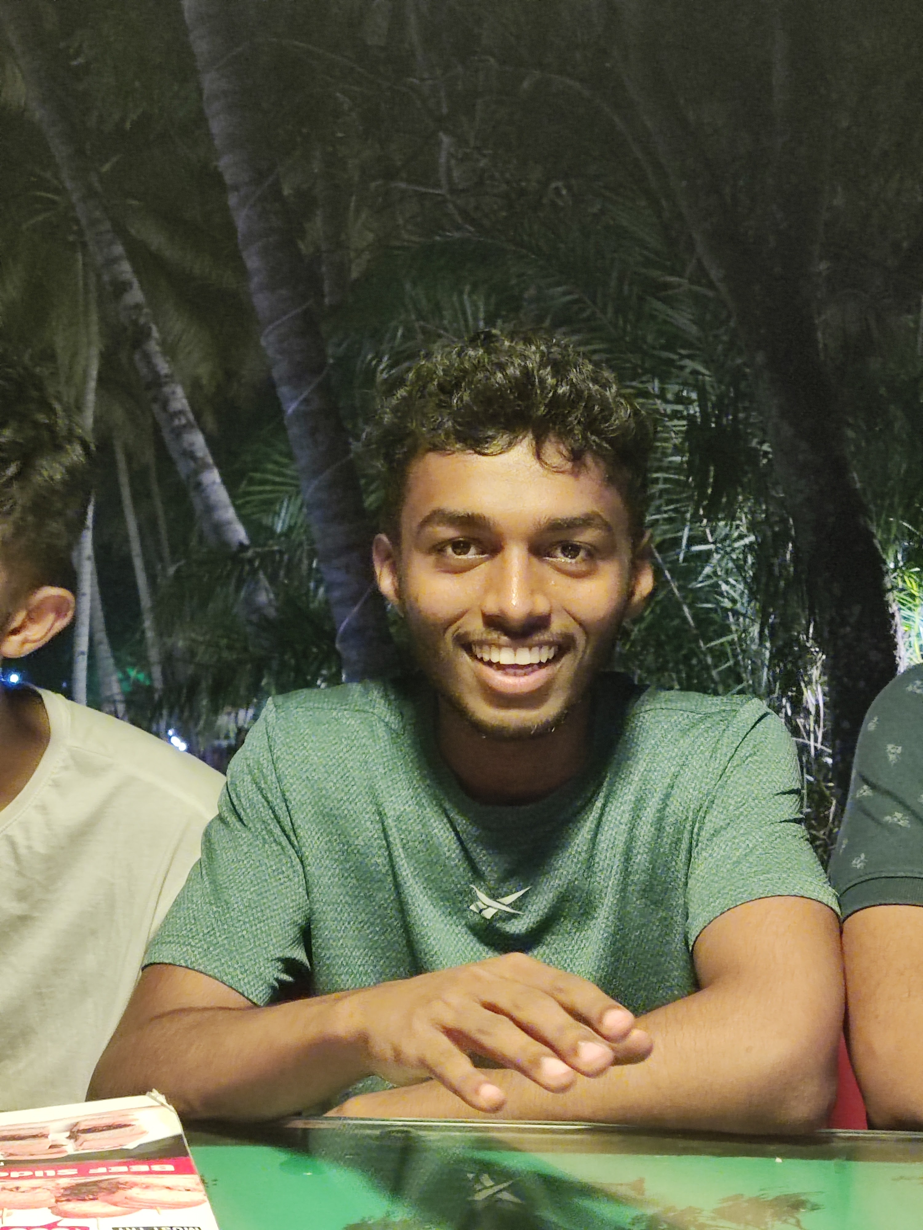FELLOW.jpg