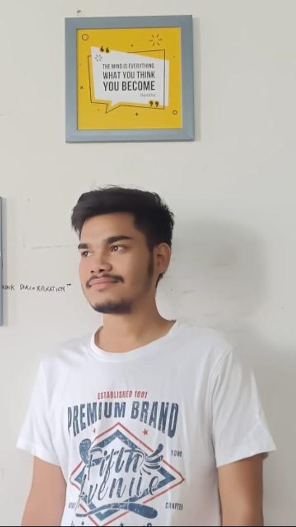 FELLOW.jpg