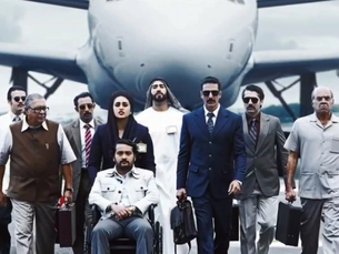Akshay Kumar confirms Bellbottom to release on August 19 in theatres
