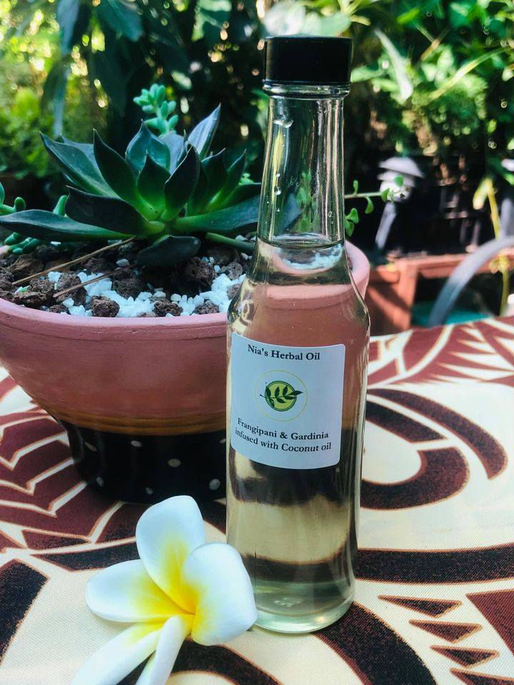 Thumbnail: 90 ml Frangipani & Gardenia Hair/ Body Massage Oil