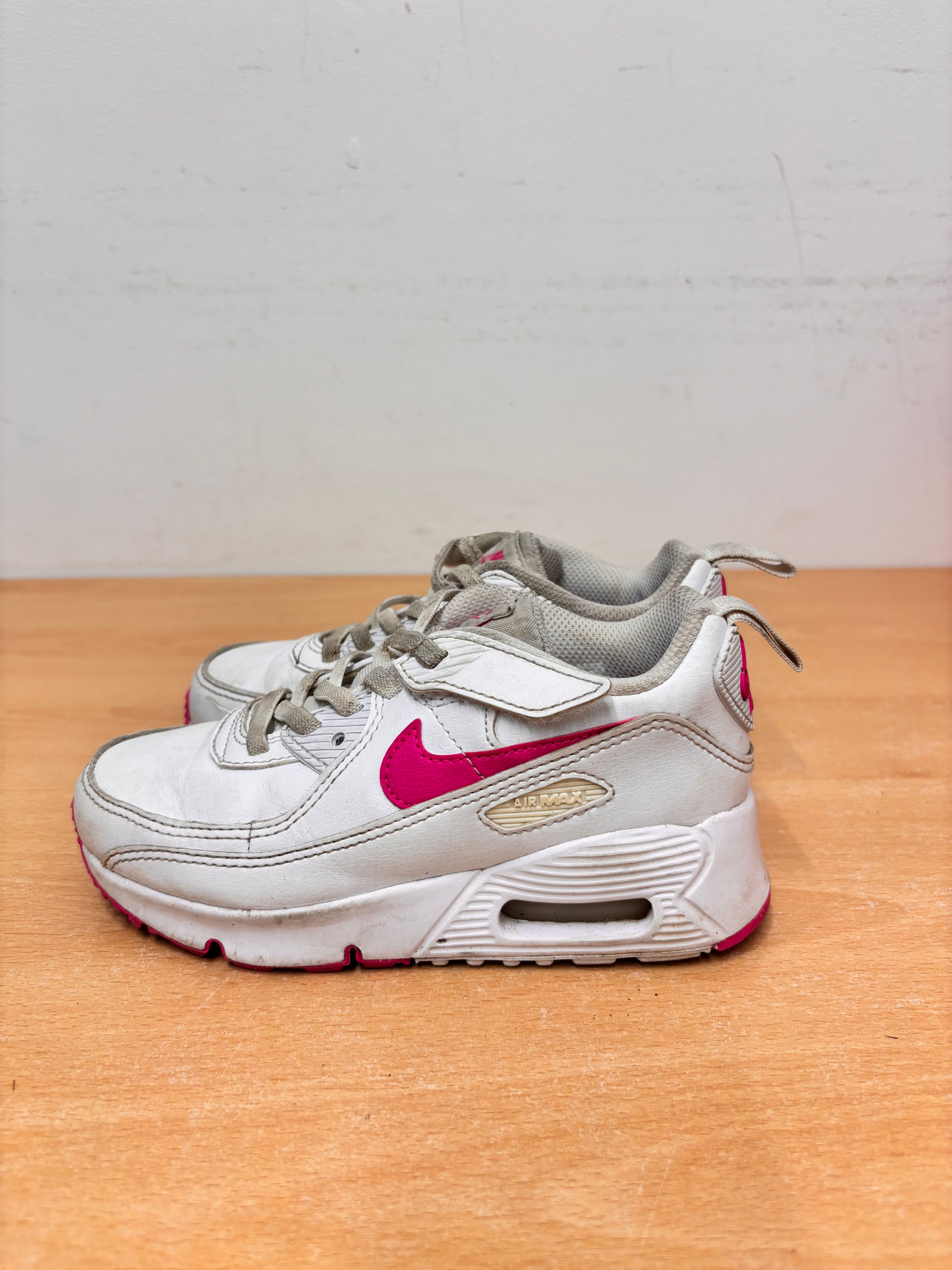 Nike Air Max 90 EasyOn Kids Trainers (White/Pink) Size 11 (S200)