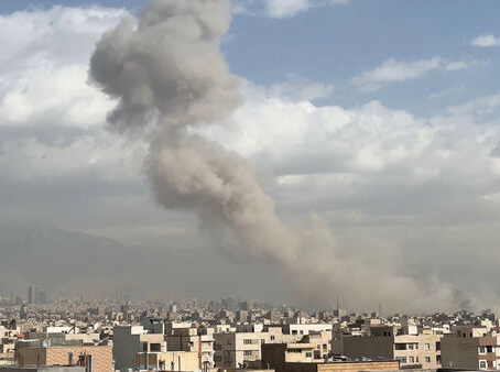 戰雲密佈:美國與以色列為何對伊朗發動攻擊?