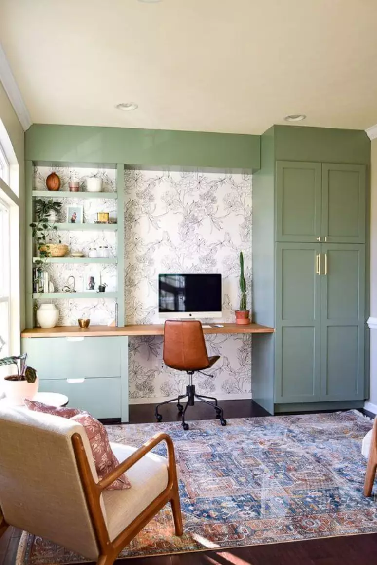 . Armário de escritório perfeito para cloffice planejado – Foto Shea Fogerty