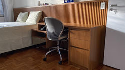 cabiceira com mesa