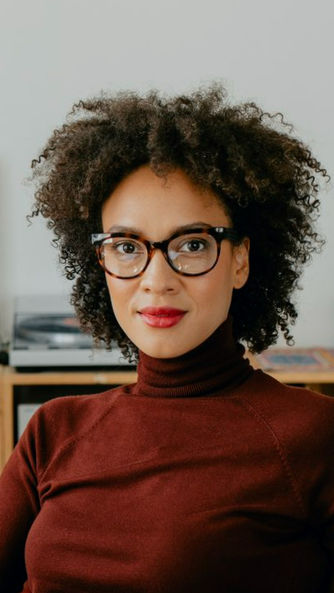 Transforming Overwhelm into Empowerment Through the Power of Therapy