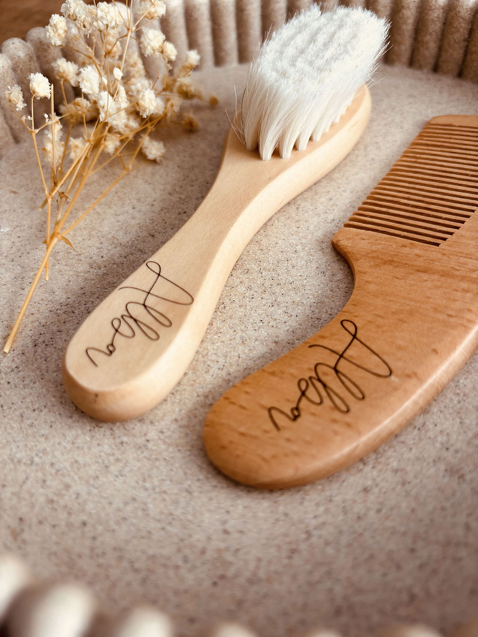 Miniature : Brosse et peigne
