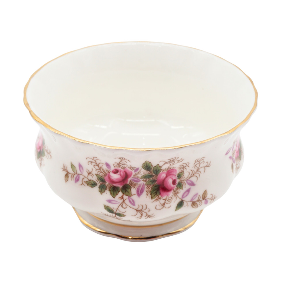 Royal Albert Lavender Rose Tea Set, Fifteen Pieces