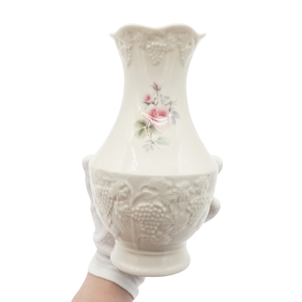 Donegal Irish Parian China Ruby Wedding Anniversary Vase