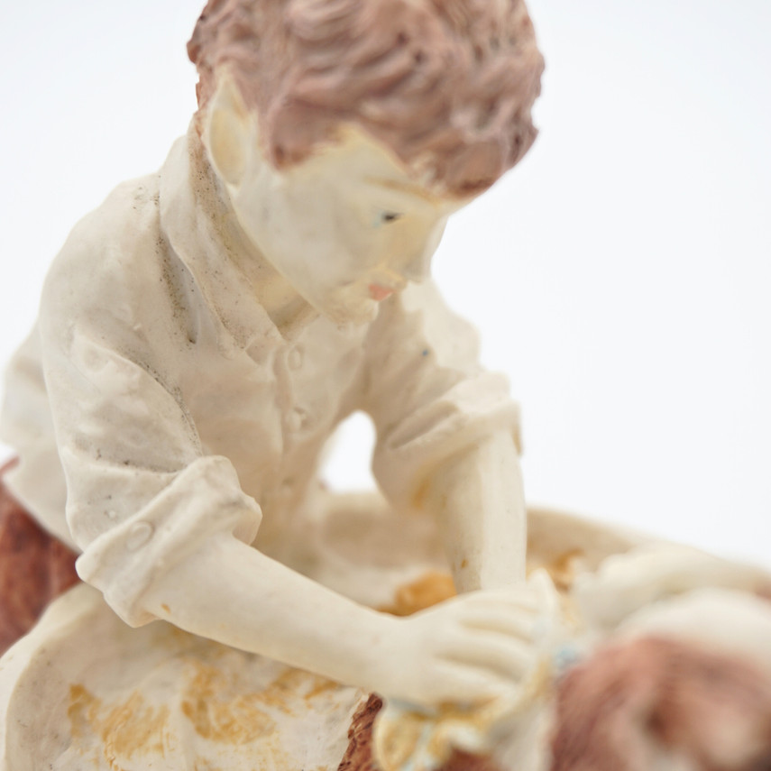 Vintage Bath Time by Leonardo Collection Figurine