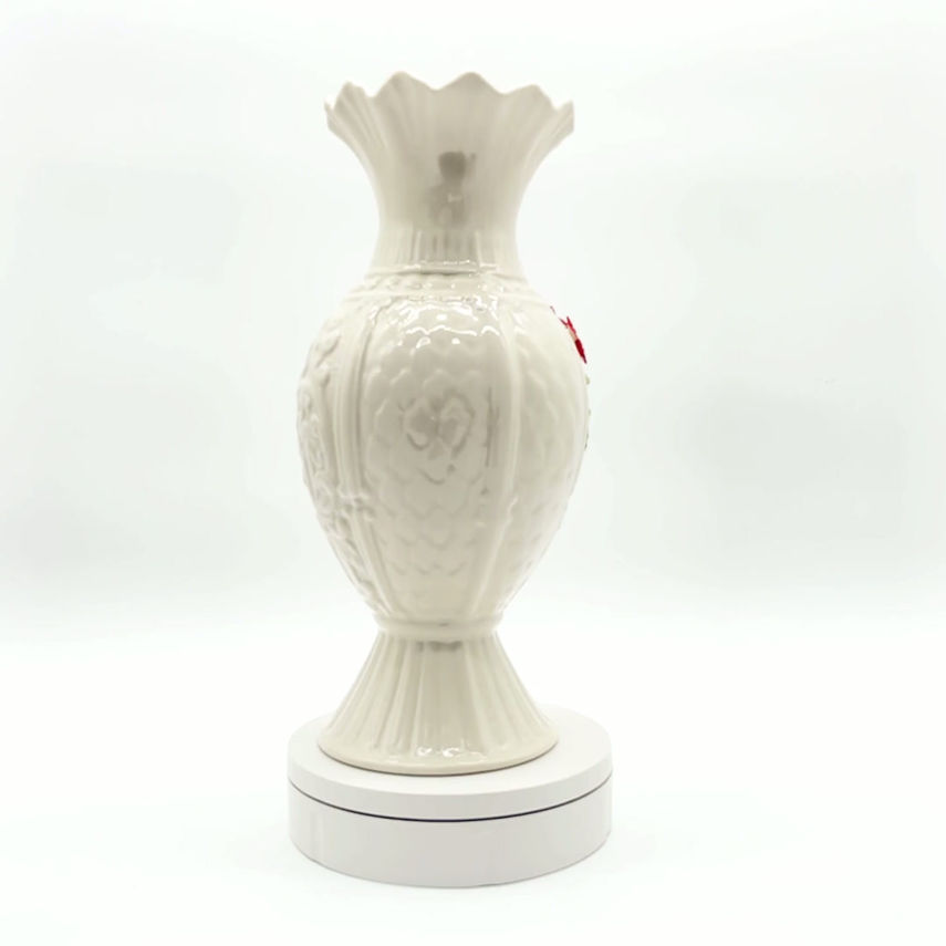 Vintage Belleek Millennium Poinsetta Vase