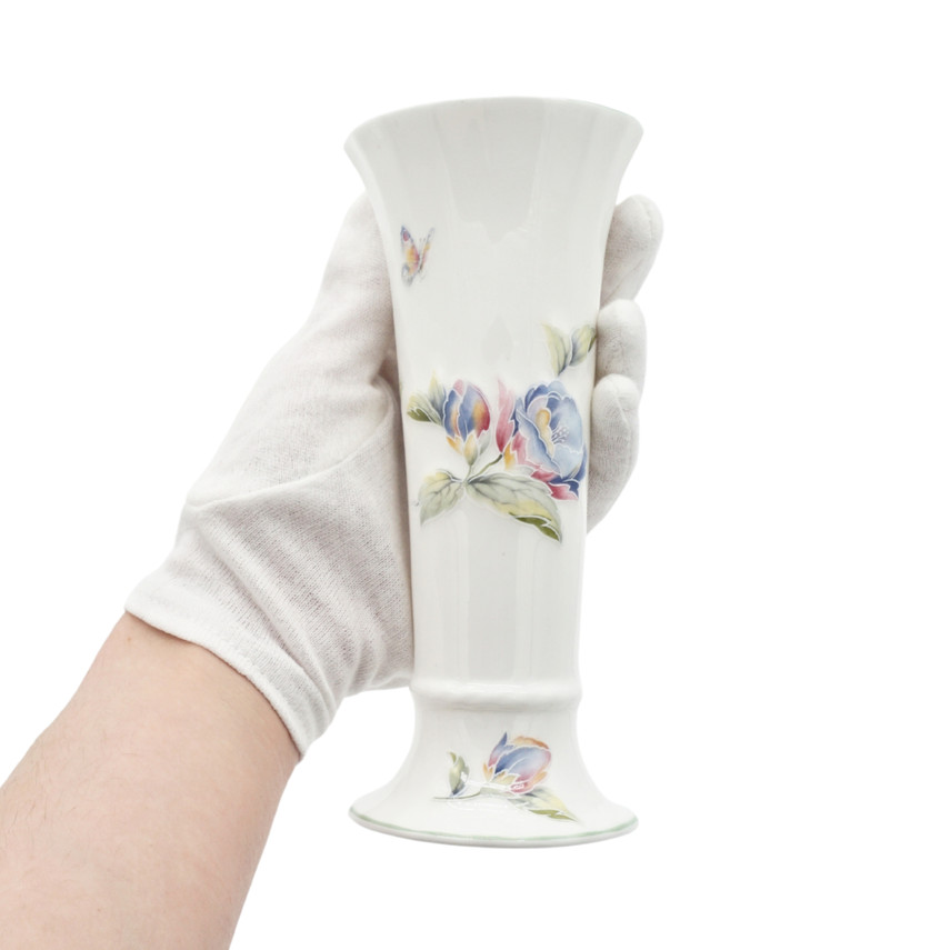 Aynsley Celeste Fine English Bone China Footed Vase