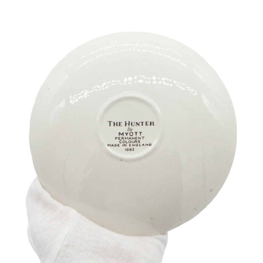 Myott The Hunter Tea Cup and Saucer Set