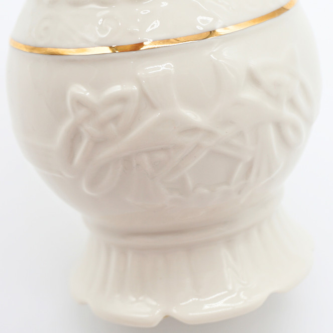 Belleek Claddagh Irish Fine Parian China Vase