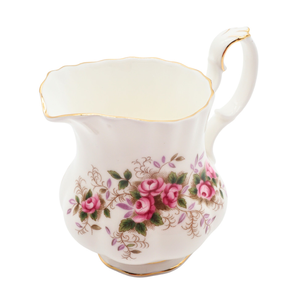 Royal Albert Lavender Rose Tea Set, Fifteen Pieces