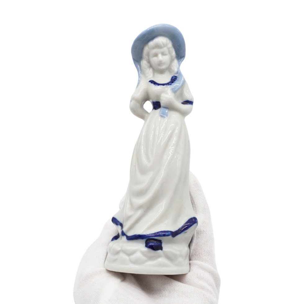 Vintage Blue & White Porcelain Woman Figurine