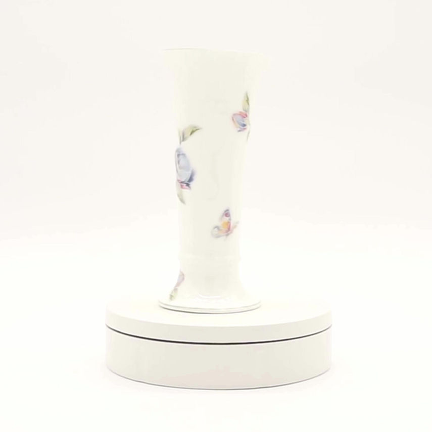 Aynsley Celeste Fine English Bone China Footed Vase