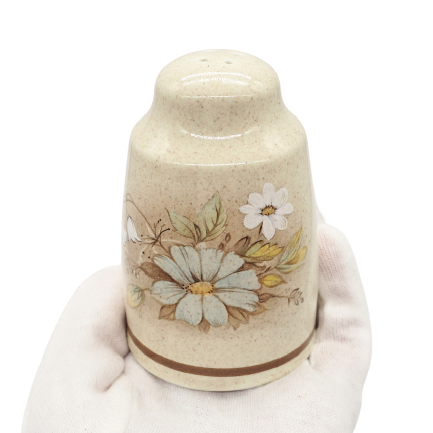 Royal Doulton English Stoneware Florinda Pattern Lambethware Set, 1970's