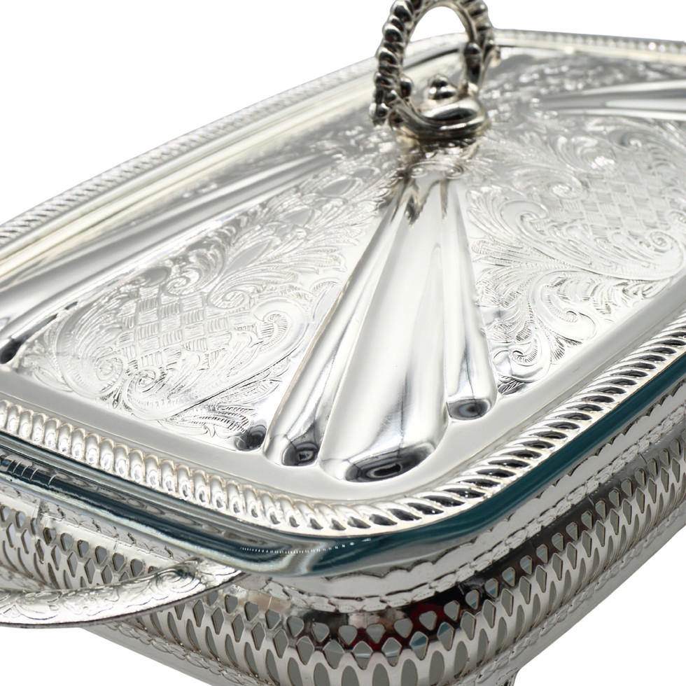 Queen Anne Silver Plated Glass Pyrex Serving Dish Stand With Lid