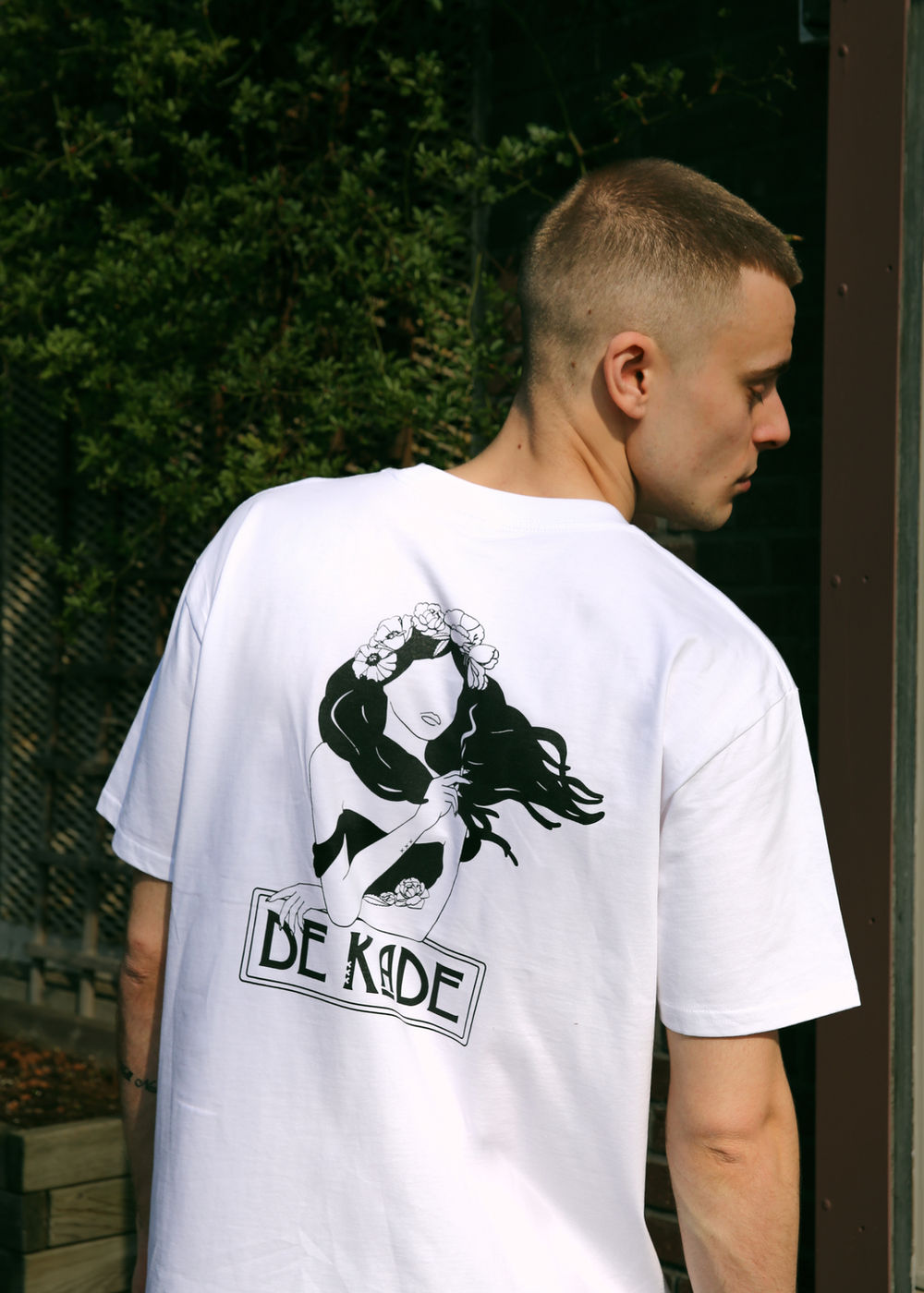De Kade “Siren” White Tshirt