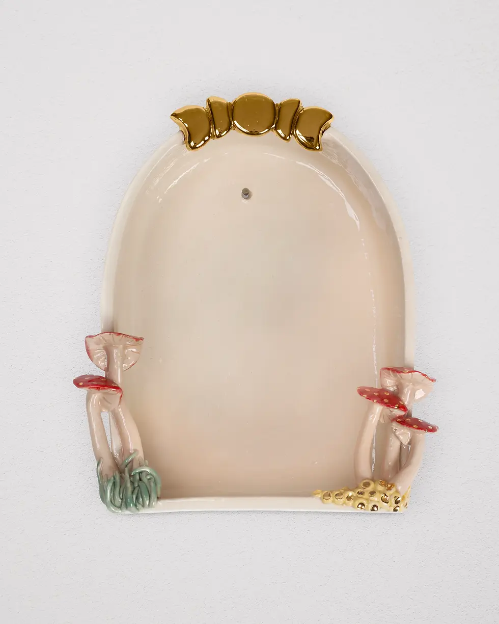 Küçük resim: Red Ceramic Altar