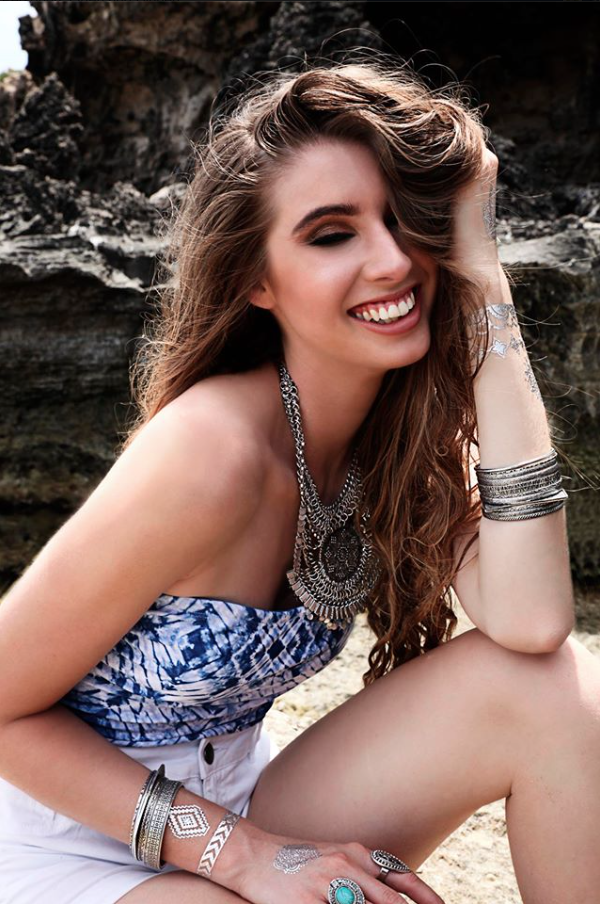 MELANIE - LITA MAGAZINE