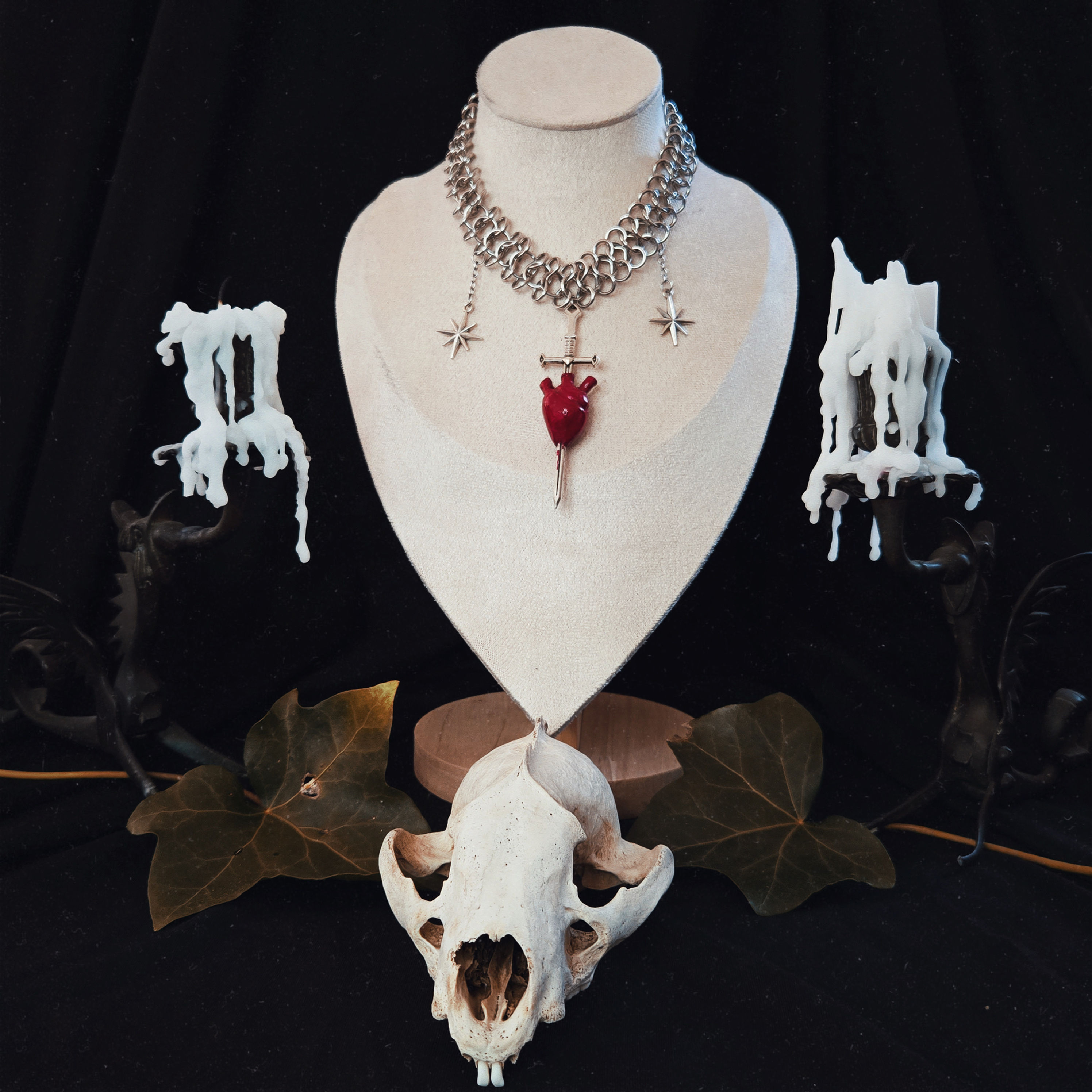 Chocker “Cœur Transpercé”