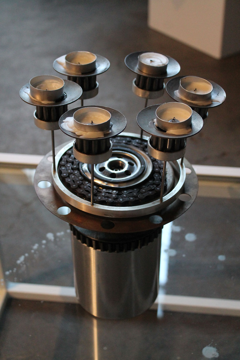 Thumbnail: Spinning Candles