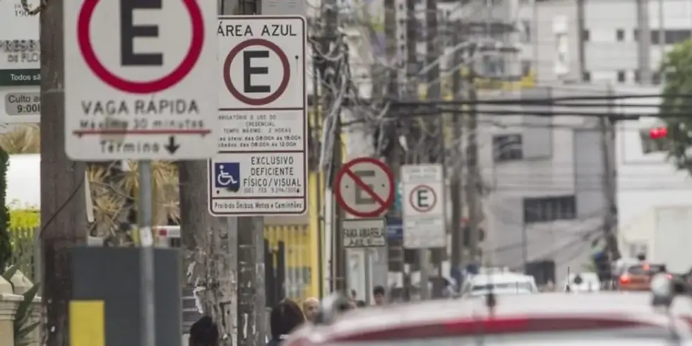 licitação de Zona Azul de Florianópolis, avaliada em R$ 24,4 milhões, é revogada