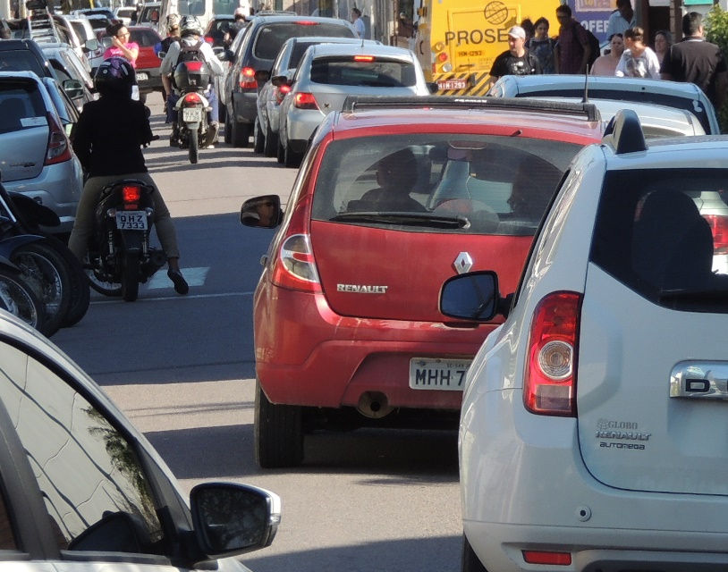 Trânsito no centro de Biguaçu terá mudanças a partir de segunda-feira; confira