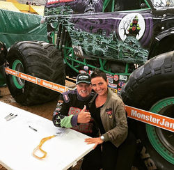 I stay to Monsterjam 💛 #mkproject #girlwithyellowheart #monsterjam #monstertruck #monstertrucks #gr