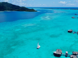 Yacht Vacation in French Polynesia