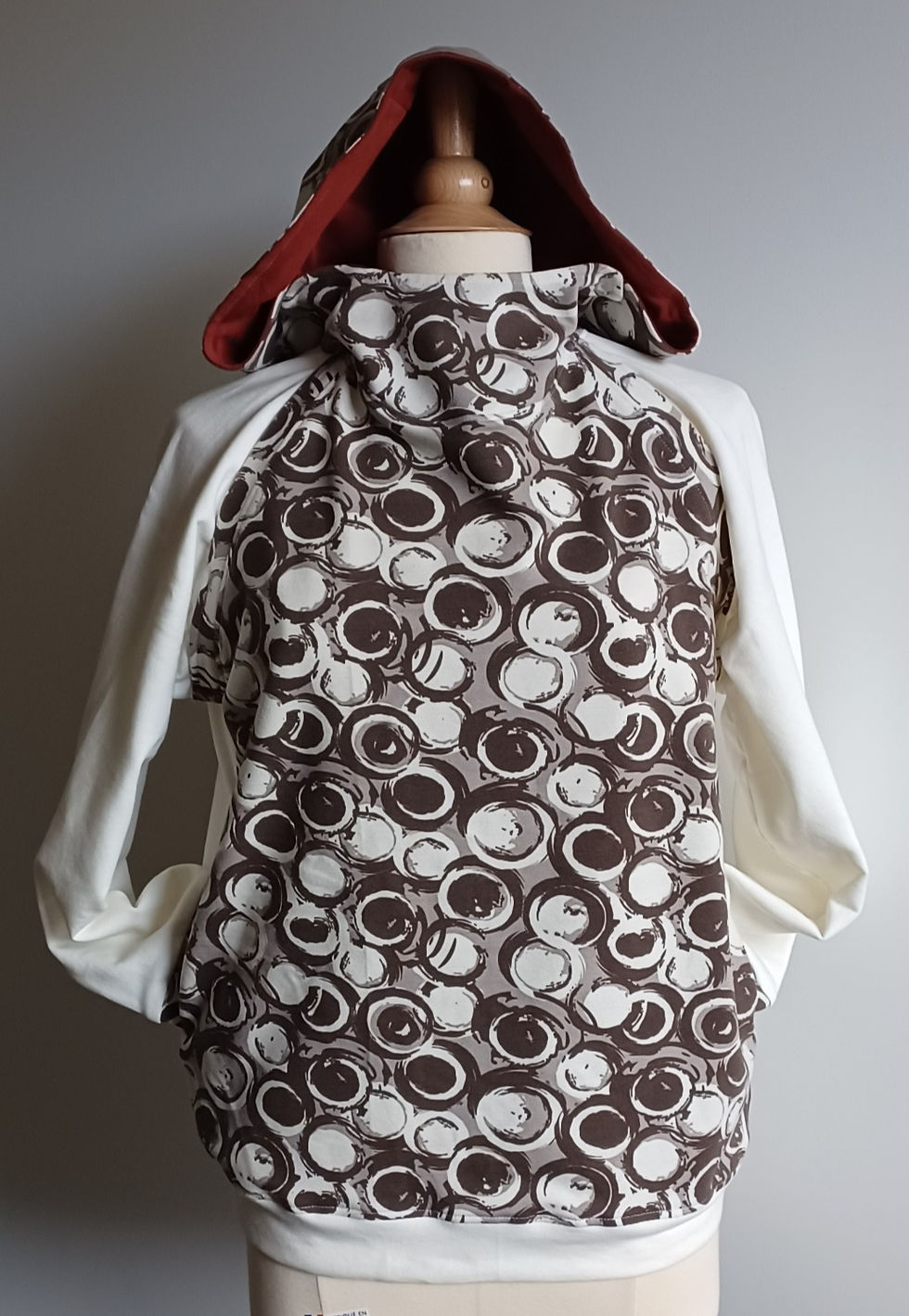 Thumbnail: Cherry women's sweatshirt T32-46