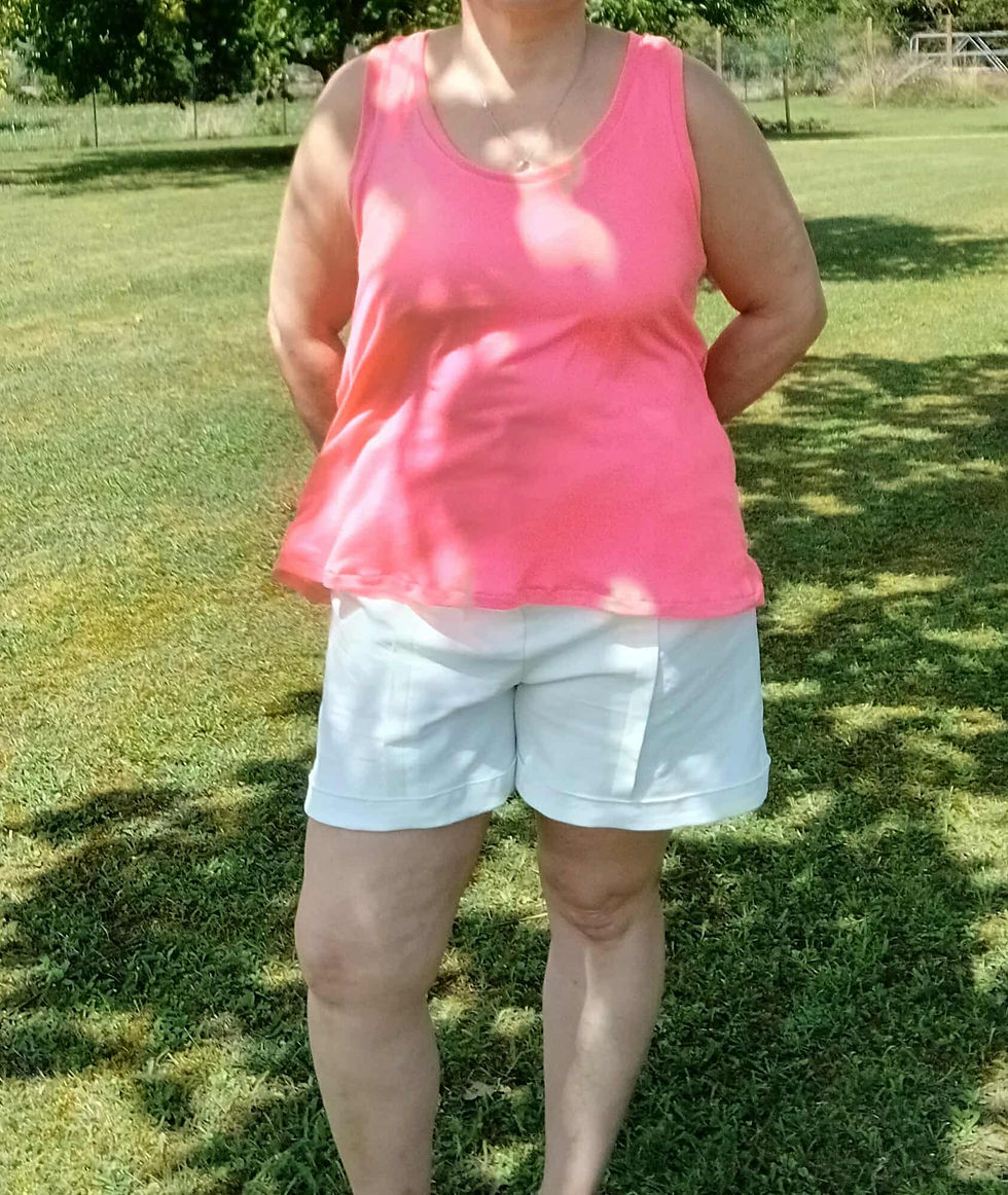 Thumbnail: Framboise Top femme T32 - 52 A4 et projection