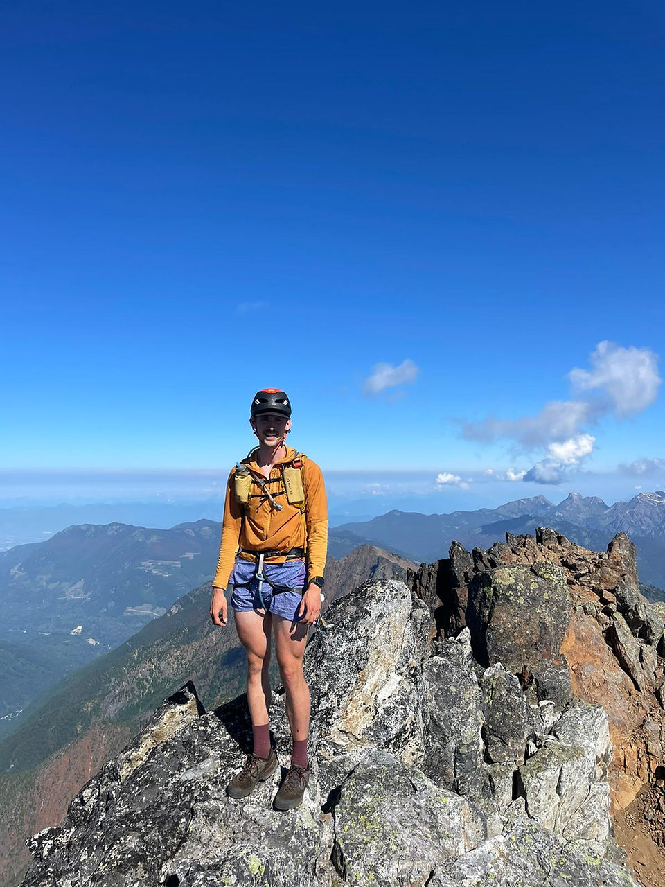 Summit of Slesse 28L pack