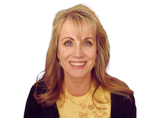 “Priming for Peace”: A Morning Ritual to Boost Your Mental Wellness with DaLynn Moore