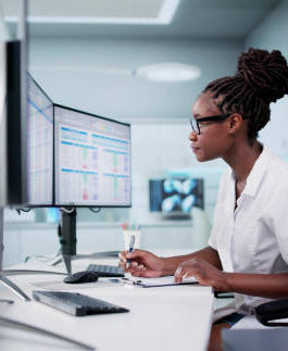 Recognizing the Duty and Advantages of a Clinical Payment Business
