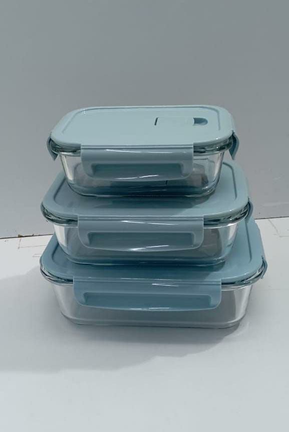 this is a blue set of glass lunch box of 3