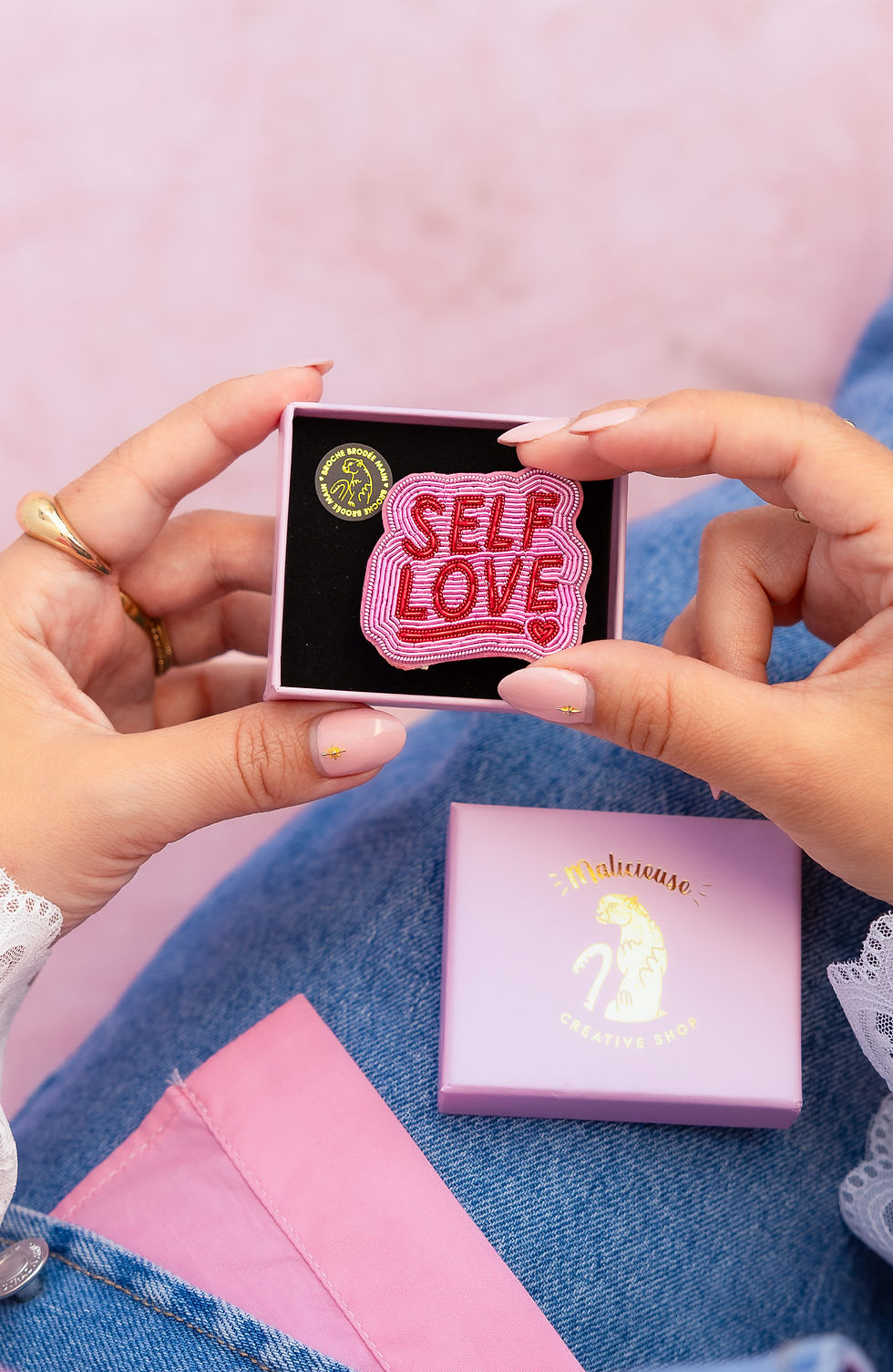 Miniature : Broche Self Love rose
