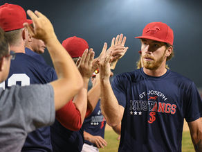 Stephenson fans 14 Bombers in Mustangs 4-1 win