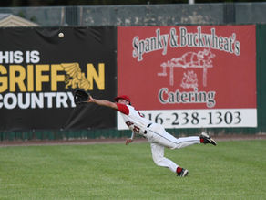 St. Joseph Mustangs fall to Jefferson City Renegades in Extras