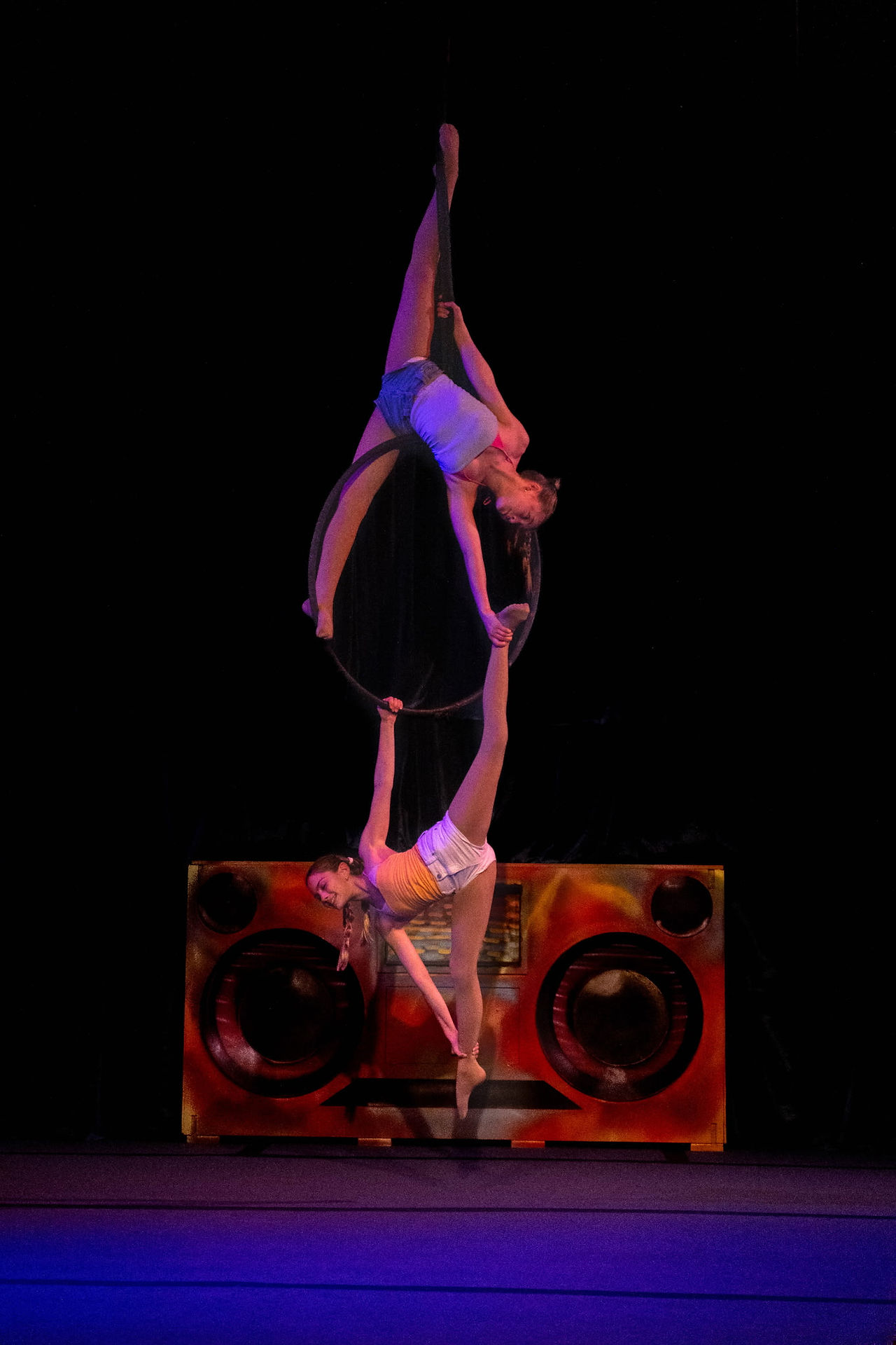 msa circus arts chicago youth show cast hit rewind duo lyra