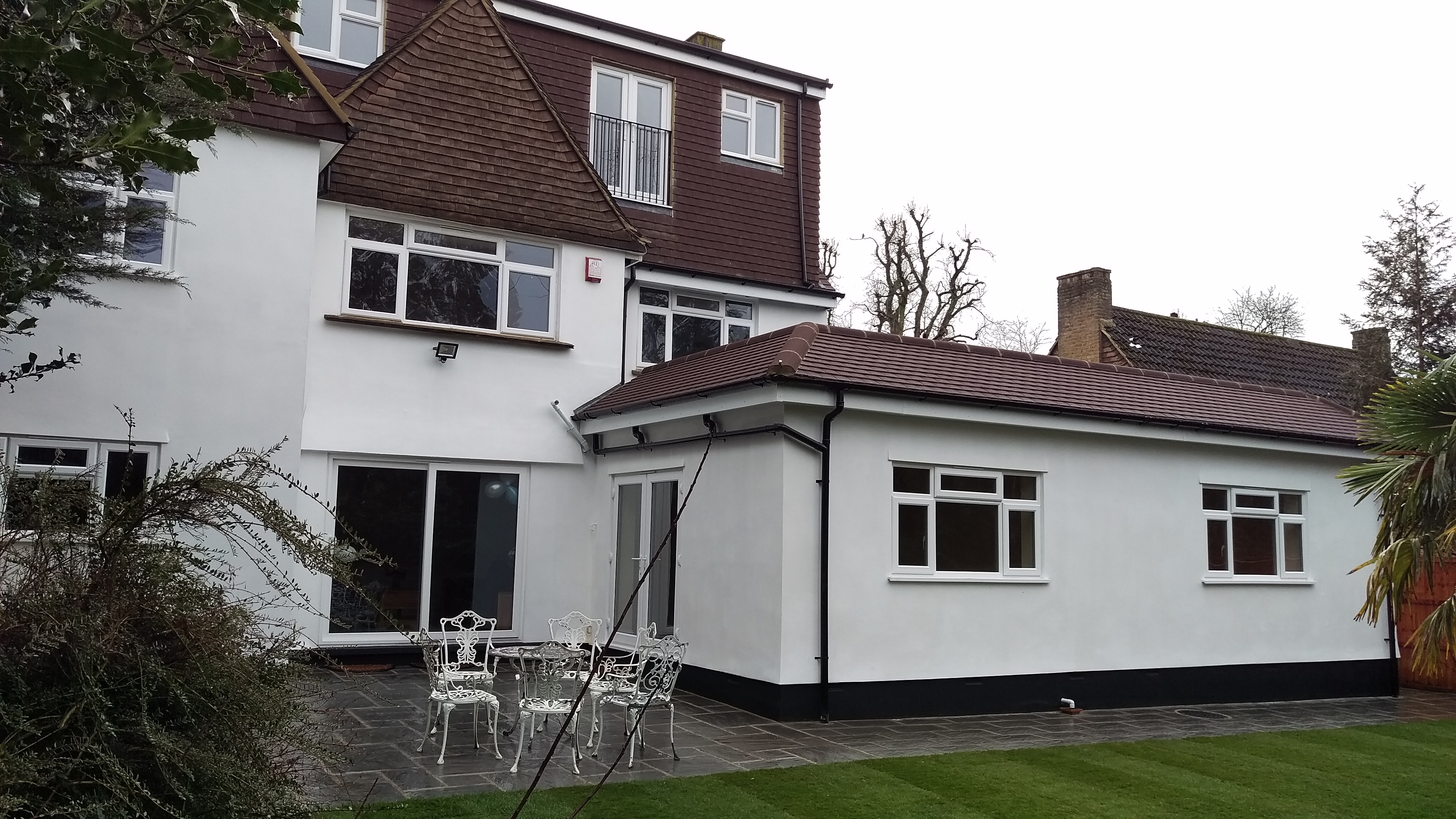 House extended/converted in flats.