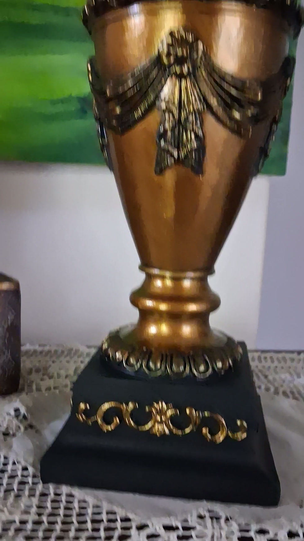 Miniatura: One-of-a-kind Table Lamp Accent Regency Style Gold and Black finishing. 